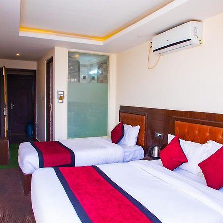 Hotel De Universal Κατμαντού Εξωτερικό φωτογραφία