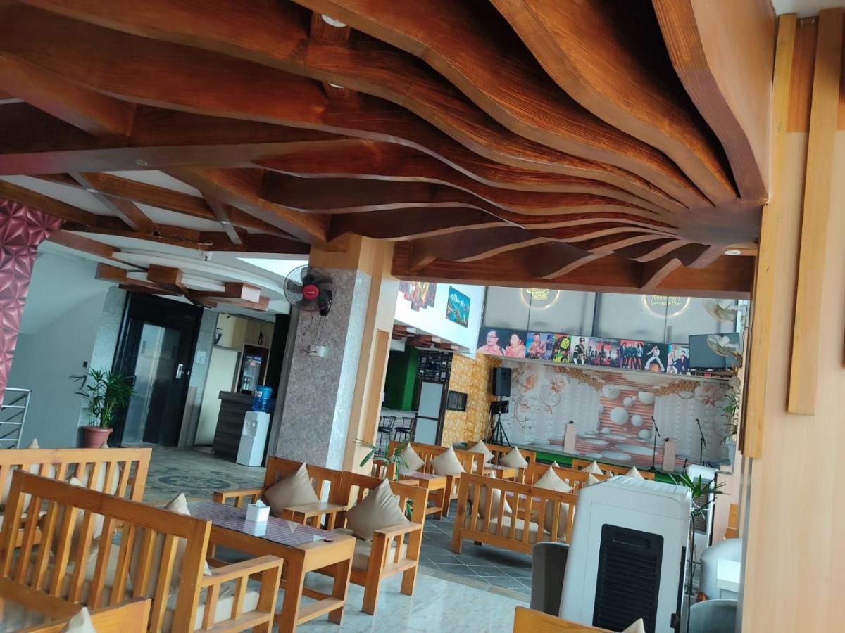 Hotel De Universal Κατμαντού Εξωτερικό φωτογραφία