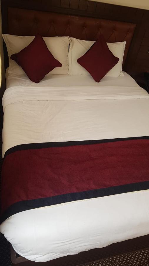 Hotel De Universal Κατμαντού Εξωτερικό φωτογραφία